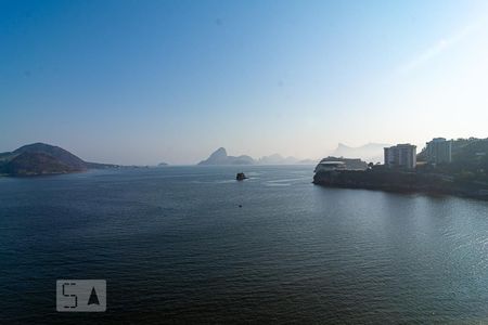 Vista da Sala de apartamento à venda com 4 quartos, 274m² em Ingá, Niterói