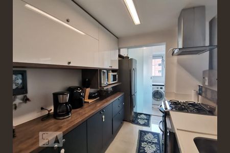 Cozinha de apartamento à venda com 2 quartos, 91m² em Jardim Fonte do Morumbi, São Paulo