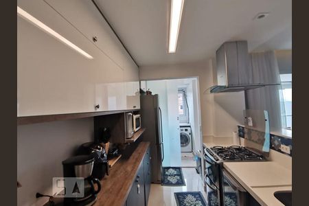 Cozinha de apartamento à venda com 2 quartos, 91m² em Jardim Fonte do Morumbi, São Paulo