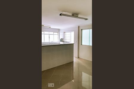 Cozinha de casa à venda com 5 quartos, 200m² em Indianópolis, São Paulo