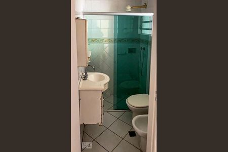Banheiro de casa à venda com 5 quartos, 200m² em Indianópolis, São Paulo