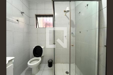 Banheiro de casa para alugar com 1 quarto, 40m² em Saúde, São Paulo