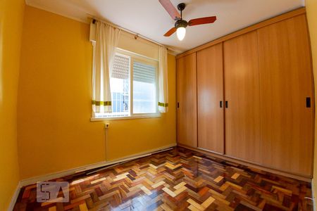 Quarto 2 de apartamento para alugar com 3 quartos, 69m² em Humaitá, Porto Alegre