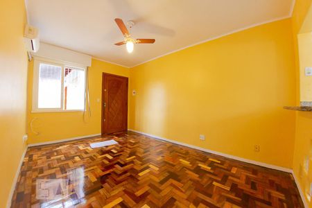 Sala de apartamento para alugar com 3 quartos, 69m² em Humaitá, Porto Alegre