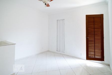 Suíte de casa para alugar com 1 quarto, 60m² em Cidade Ademar, São Paulo