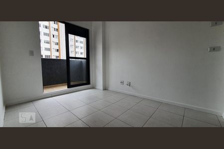 Sala de apartamento para alugar com 1 quarto, 40m² em Centro, Curitiba
