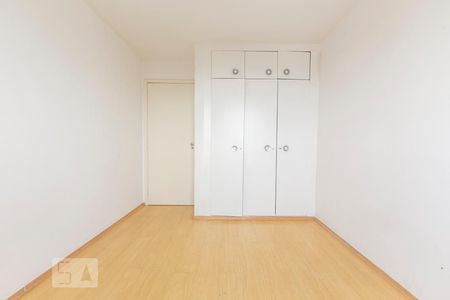 Quarto 1 de apartamento para alugar com 2 quartos, 71m² em Vila Ipojuca, São Paulo