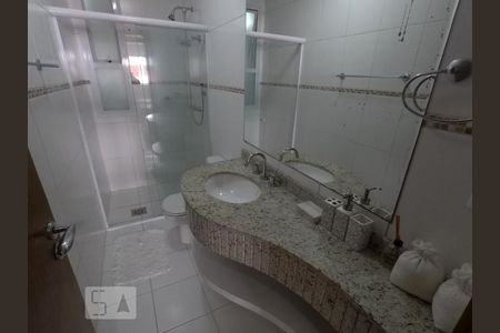 Banheiro de apartamento para alugar com 3 quartos, 120m² em Ingleses do Rio Vermelho, Florianópolis
