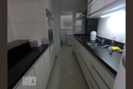 Cozinha de apartamento para alugar com 3 quartos, 120m² em Ingleses do Rio Vermelho, Florianópolis