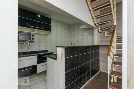 Sala e Cozinha de casa para alugar com 3 quartos, 65m² em Olaria, Rio de Janeiro