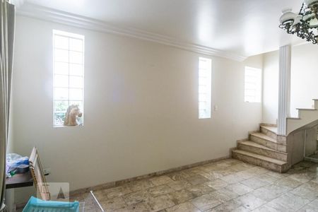 Sala de Estar de casa para alugar com 3 quartos, 330m² em Centro, São Caetano do Sul