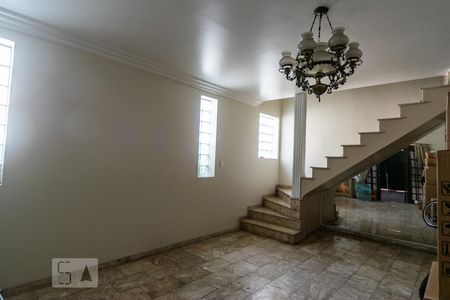 Sala de Estar de casa para alugar com 3 quartos, 330m² em Centro, São Caetano do Sul