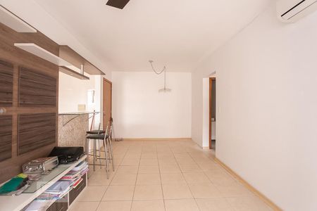 Sala de apartamento à venda com 1 quarto, 53m² em Santo Antônio, Porto Alegre