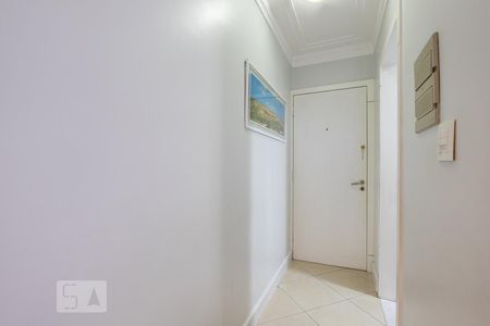 Corredor Quartos de apartamento para alugar com 3 quartos, 75m² em Vila Olímpia, São Paulo