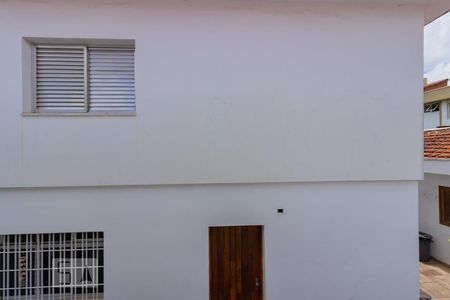 Vista de casa à venda com 3 quartos, 150m² em Jardim Cordeiro, São Paulo