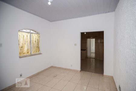 Sala de casa para alugar com 2 quartos, 100m² em Piedade, Rio de Janeiro