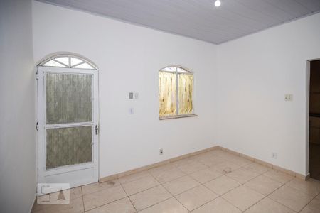 Sala de casa para alugar com 2 quartos, 100m² em Piedade, Rio de Janeiro