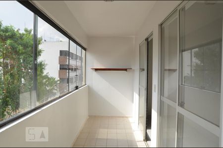 Varanda da Sala de apartamento para alugar com 2 quartos, 85m² em Quadras Econômicas Lúcio Costa (guará), Brasília