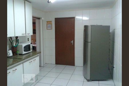 Cozinha de apartamento à venda com 3 quartos, 105m² em Jardim Guarulhos, Guarulhos