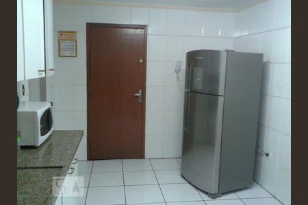 Cozinha de apartamento à venda com 3 quartos, 105m² em Jardim Guarulhos, Guarulhos