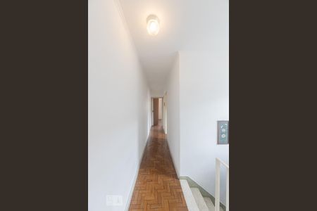 Corredor de casa à venda com 3 quartos, 150m² em Jardim Vila Formosa, São Paulo