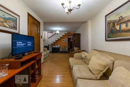 1o. Andar - Sala de casa à venda com 3 quartos, 210m² em Vila Moinho Velho, São Paulo