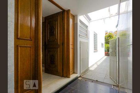 Casa para alugar com 4 quartos, 336m² em Aclimação, São Paulo