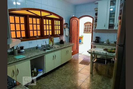 Cozinha de casa para alugar com 3 quartos, 170m² em Vila Nova Carolina, São Paulo