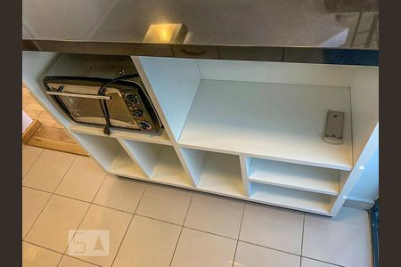 Cozinha de apartamento à venda com 1 quarto, 45m² em Vila Olímpia, São Paulo