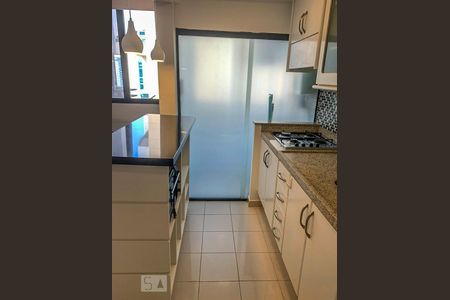 Cozinha de apartamento à venda com 1 quarto, 45m² em Vila Olímpia, São Paulo