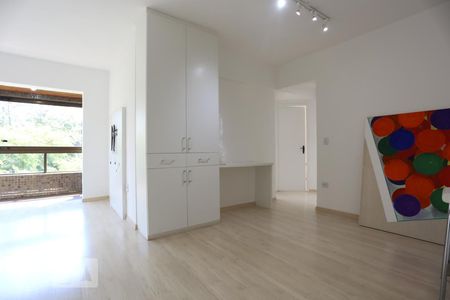 Sala de apartamento à venda com 3 quartos, 95m² em Vila Indiana, São Paulo