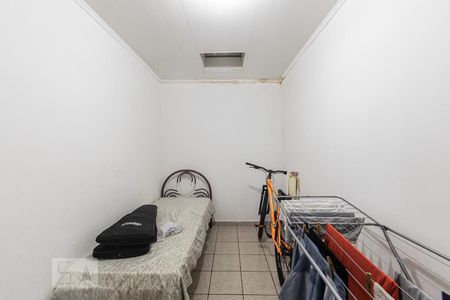 Quarto de casa para alugar com 2 quartos, 120m² em Vila Bertioga, São Paulo