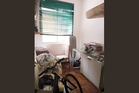 Quarto de casa à venda com 4 quartos, 250m² em Perdizes, São Paulo