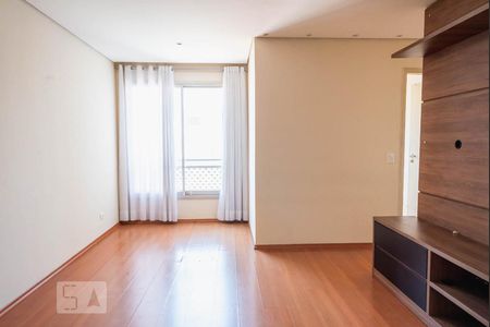 Sala de apartamento para alugar com 2 quartos, 60m² em Liberdade, São Paulo