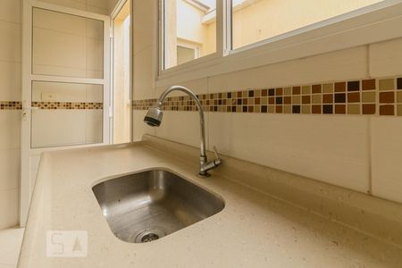 Cozinha de apartamento à venda com 2 quartos, 80m² em Vila Alzira, Santo André