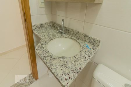 Banheiro de apartamento para alugar com 2 quartos, 80m² em Vila Alzira, Santo André