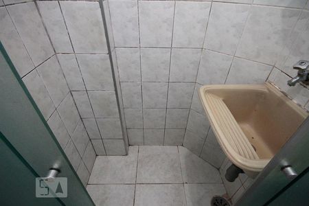 Banheiro de apartamento para alugar com 1 quarto, 42m² em Bela Vista, São Paulo