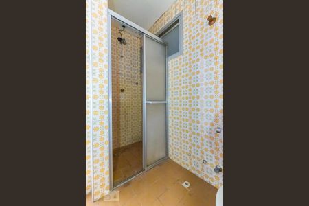 Banheiro de apartamento à venda com 1 quarto, 57m² em Botafogo, Campinas
