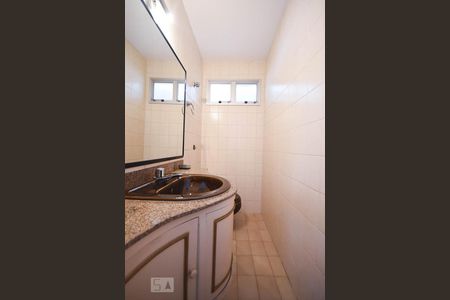 Lavabo de apartamento à venda com 3 quartos, 150m² em Vila Andrade, São Paulo