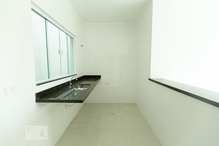 Cozinha de apartamento para alugar com 2 quartos, 50m² em Vila Ema, São Paulo