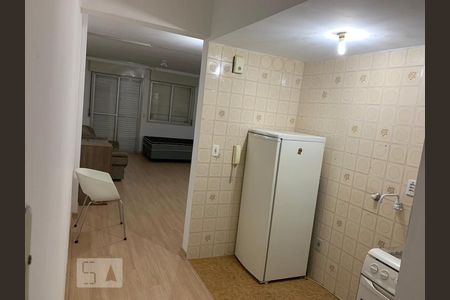 Cozinha de kitnet/studio para alugar com 1 quarto, 42m² em Centro Histórico, Porto Alegre