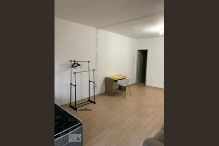 Sala de kitnet/studio para alugar com 1 quarto, 42m² em Centro Histórico, Porto Alegre