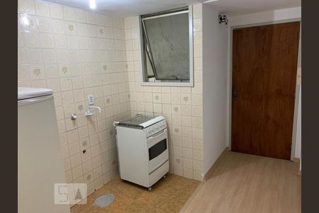 Cozinha de kitnet/studio para alugar com 1 quarto, 42m² em Centro Histórico, Porto Alegre