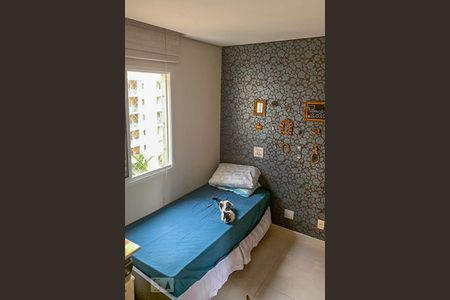 Quarto 2 de apartamento para alugar com 2 quartos, 80m² em Jardim Tupanci, Barueri