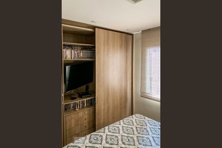 Quarto 1 de apartamento para alugar com 2 quartos, 80m² em Jardim Tupanci, Barueri