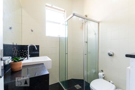 Banheiro de apartamento à venda com 3 quartos, 105m² em Santo Antônio, Belo Horizonte