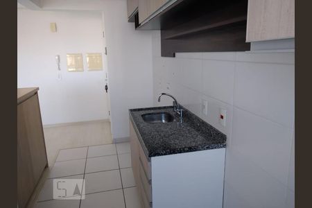 Cozinha de apartamento para alugar com 2 quartos, 70m² em Passo da Areia, Porto Alegre