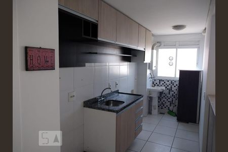 Cozinha de apartamento para alugar com 2 quartos, 70m² em Passo da Areia, Porto Alegre