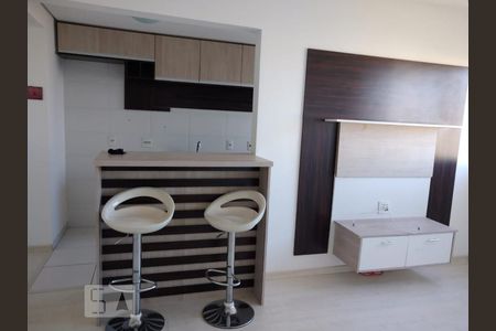 Sala de apartamento para alugar com 2 quartos, 70m² em Passo da Areia, Porto Alegre