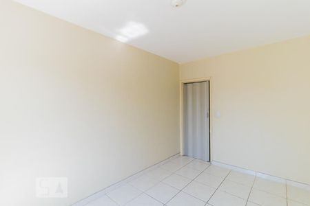 Quarto 1 de casa para alugar com 2 quartos, 60m² em Parque Guarani, São Paulo